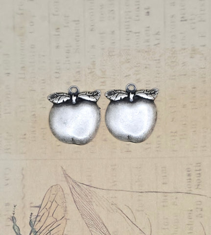 Brass Apple Charms x 2 - 4688RAT