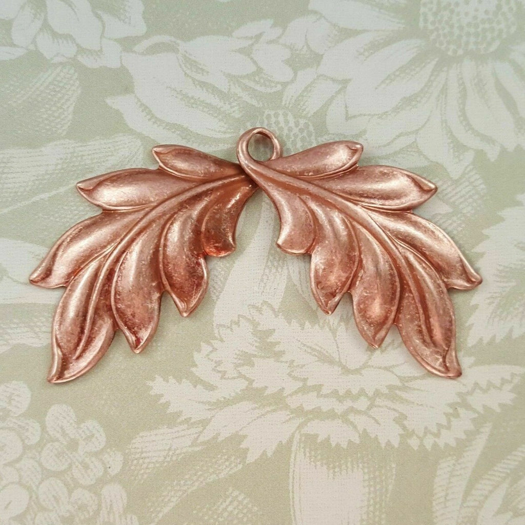 Large Brass Bent Leaf x 1 - 1144BRAT.