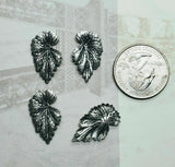 Small Brass Ivy Leaf Leaves x 4 - 3801-3802RAT.