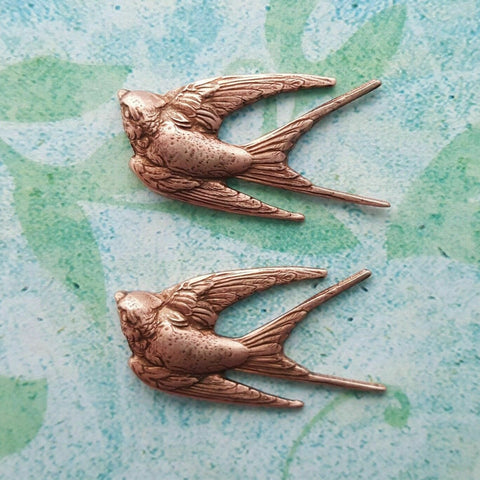 Small Brass Flying Bird Stampings x 2 - 8485FF.