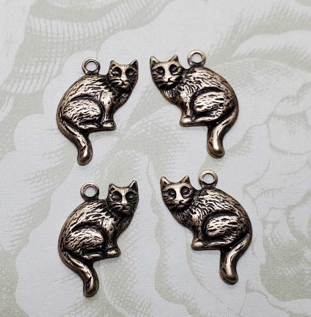 Small Oxidized Brass Cat Charms (4) - BOTC4869LR