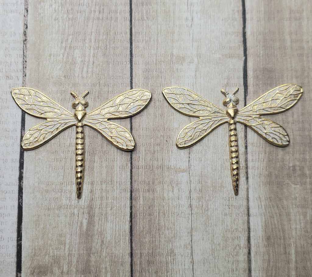 Matte Gold With White Patina Dragonfly Stampings - No Ring (2) - GWRAT6802