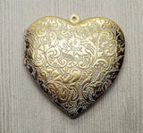 XLarge Matte Gold With White Patina Ornate Heart Locket (1) - GWG090