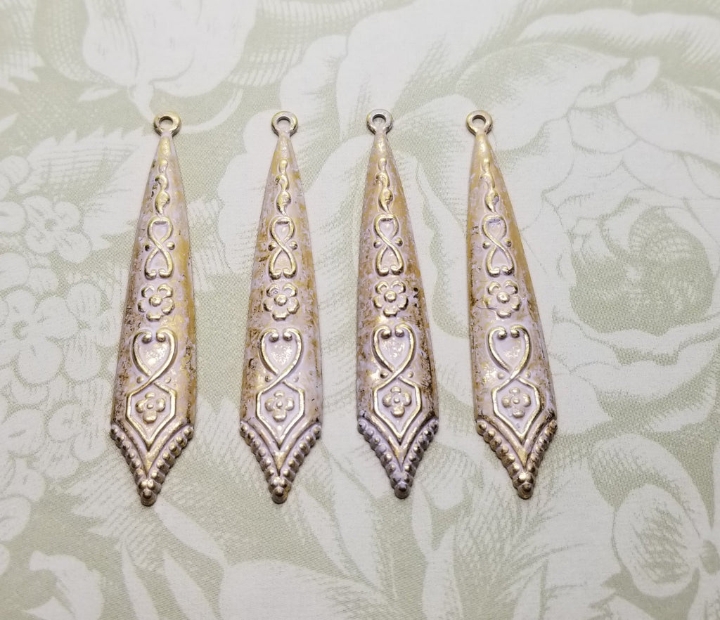 Matte Gold With White Patina Ornate Charms (4) - GWS8446