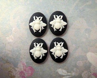 18x13mm Bee Cameos (4) - L794 Jewelry Finding