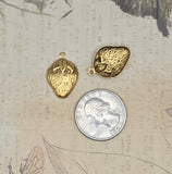 Brass Strawberry Charms x 2 - 4689RAT