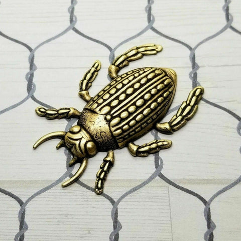 Large Brass Beetle Stamping x 1 - 223FF.