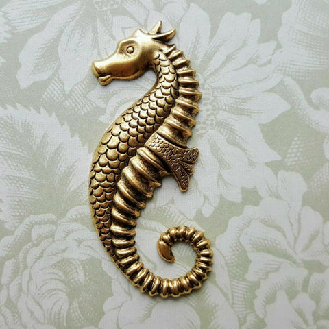 Large Brass Seahorse Finding x 1 - 4251S.