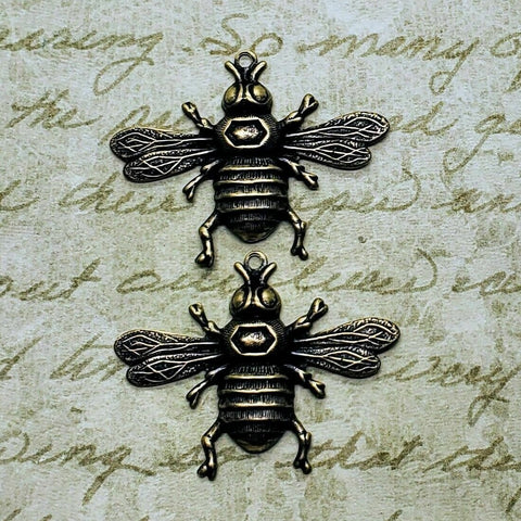 Small Brass Bee Stampings With Ring x 2 - 6592WRRAT.