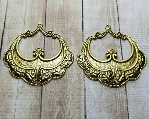Large Brass Ornate Victorian Charms x 2 - 6845SG.