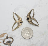Brass Sparrow Bird Stampings x 2 - 7067RAT