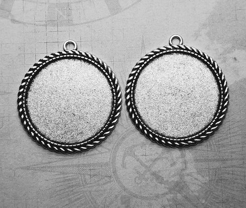 35mm Antique Silver Rope Edged Settings (2) - L1075