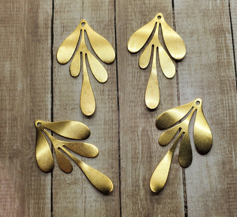 Matte Gold Ox Leaf Charm Stampings (4) - GOBF5